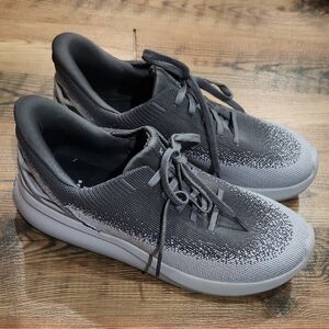 Kizik Athens Kids 5.5 Mens Gray Mesh Slip On Comfort Cushion Support Sneakers